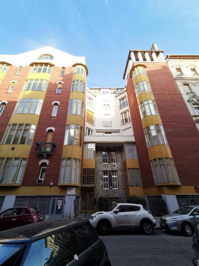 High Sky Apartment Budapest Exterior photo